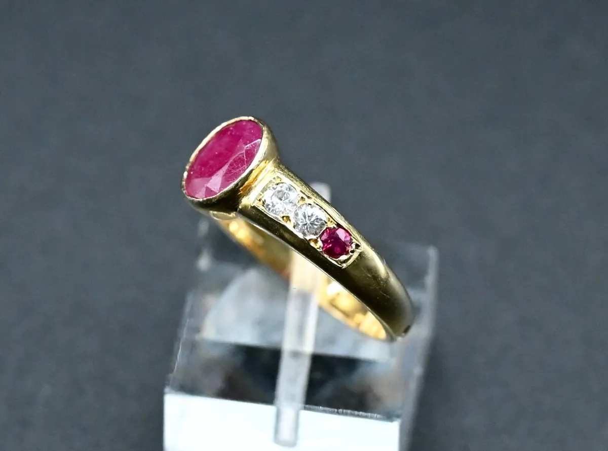 Vintage Ruby & Diamond Ring - 1960/70s 18ct - Image 4