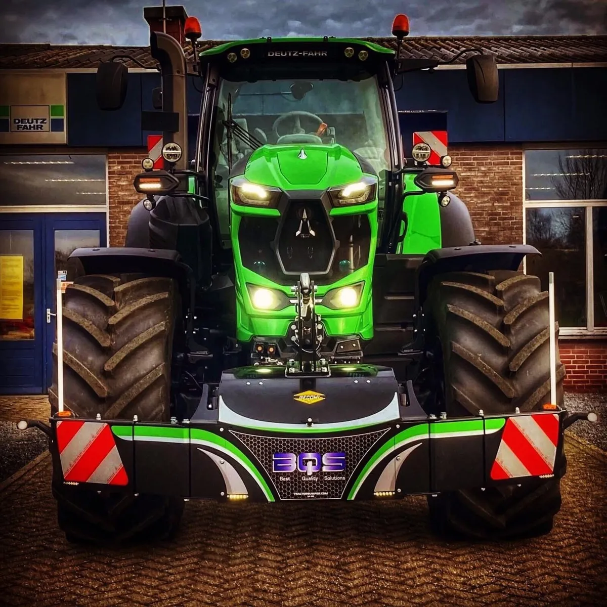 Tractor bumper - Image 1