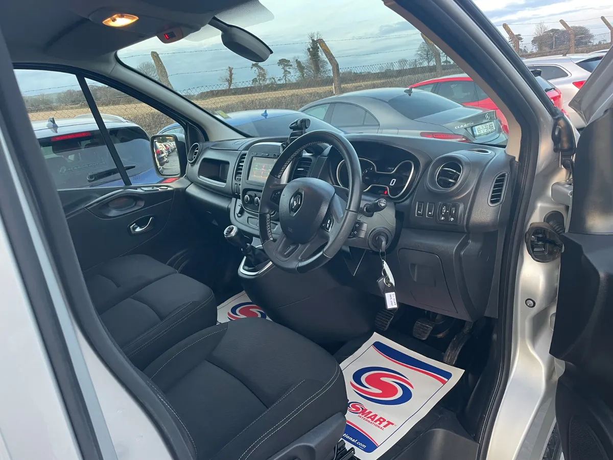 Renault Trafic 2021 - Image 4