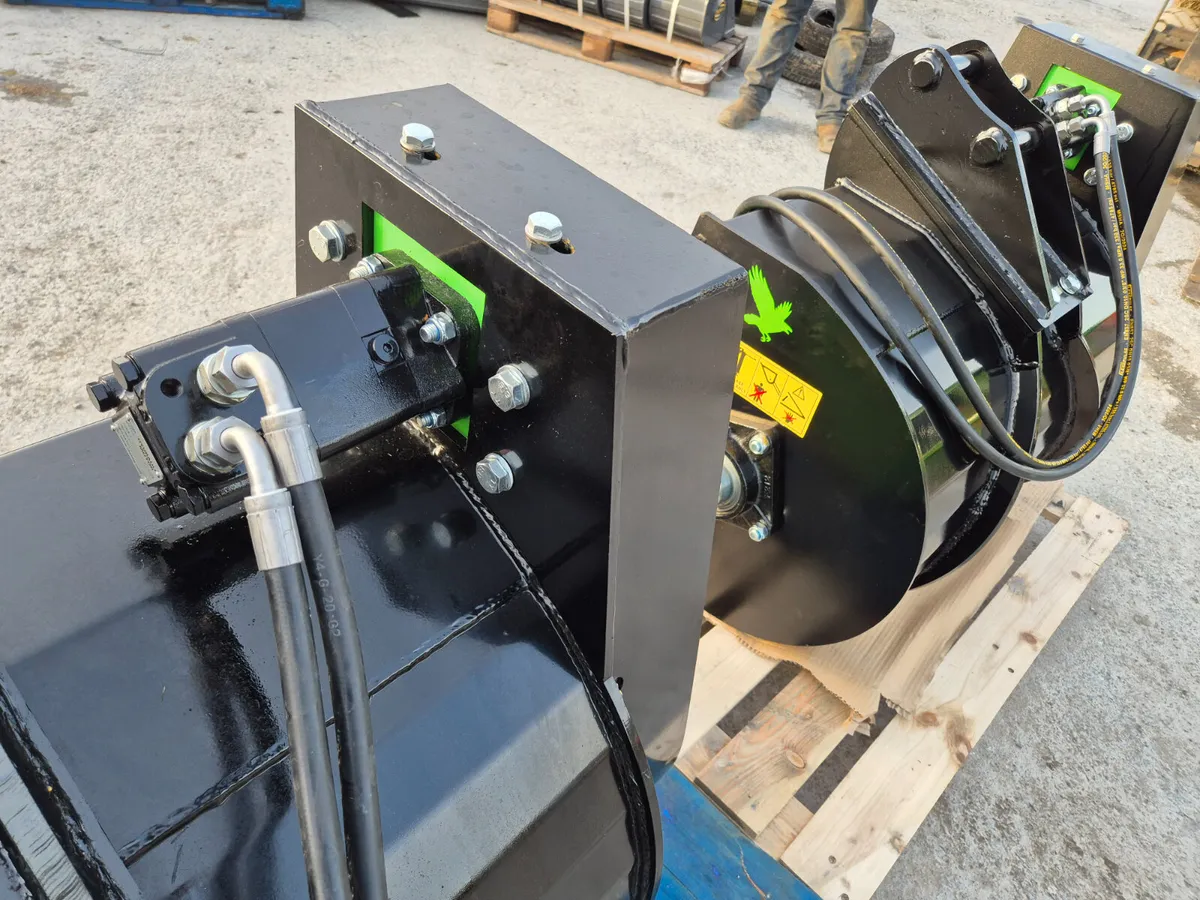 Digger concrete mixers - Image 3