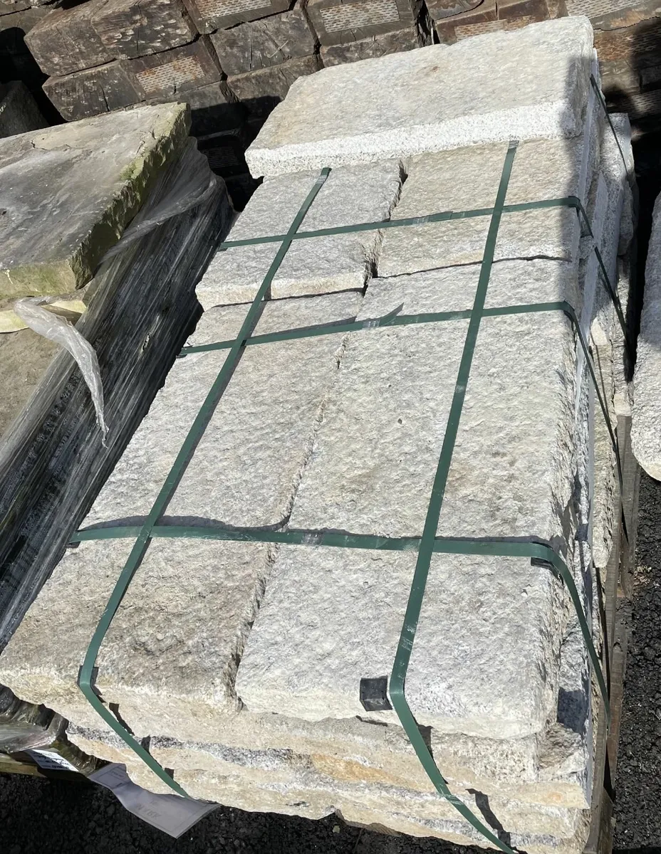 Reclaimed Granite Flagstone - Image 1