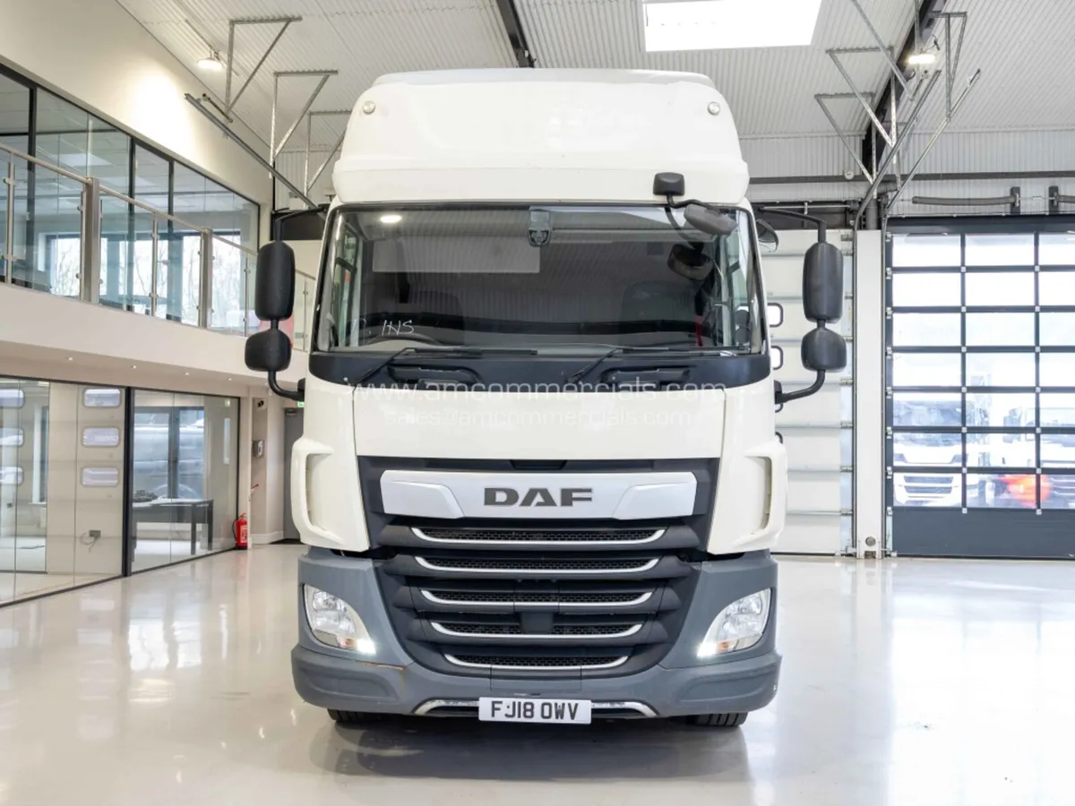 2018 (18) DAF CF 480 SPACECAB 6X2 MIDLIFT - Image 2