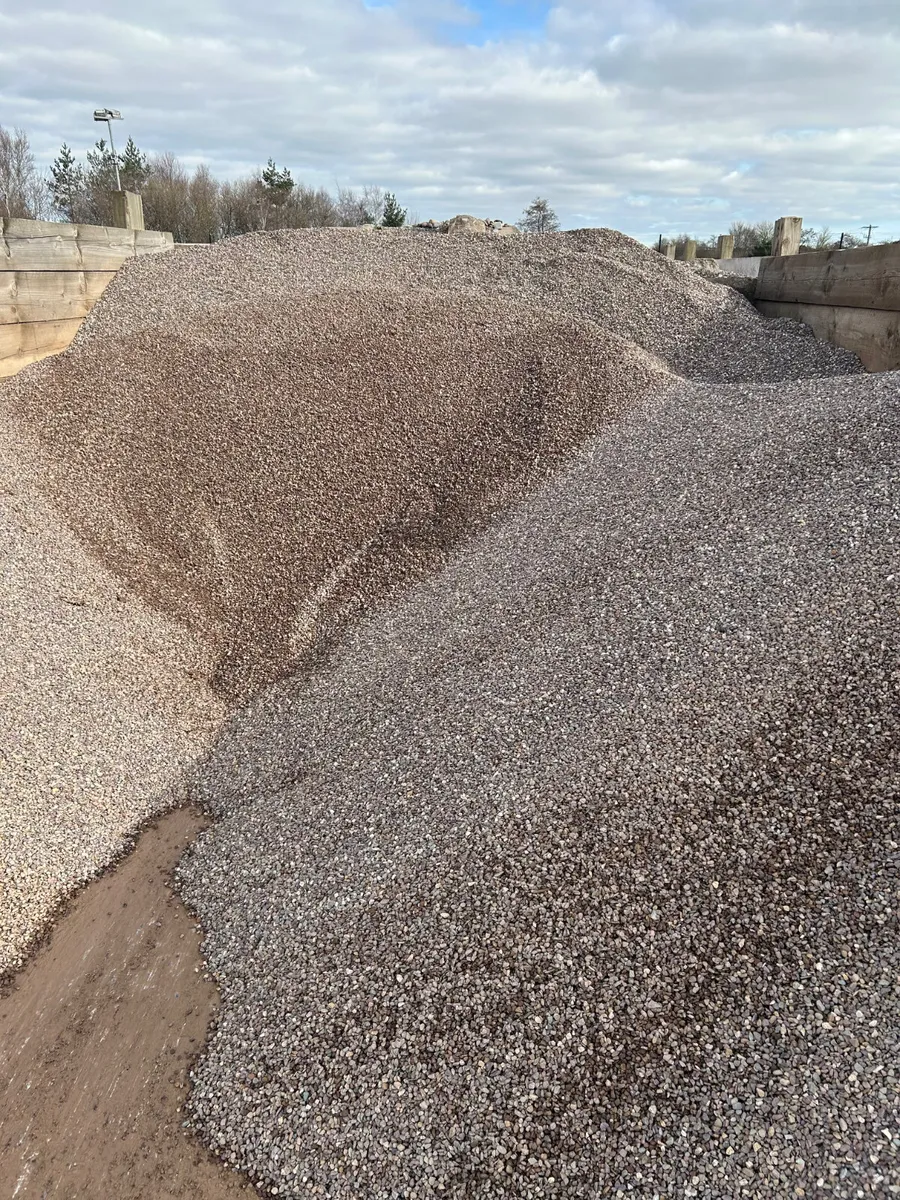 Pea Gravel – Decorative & Practical - Image 4