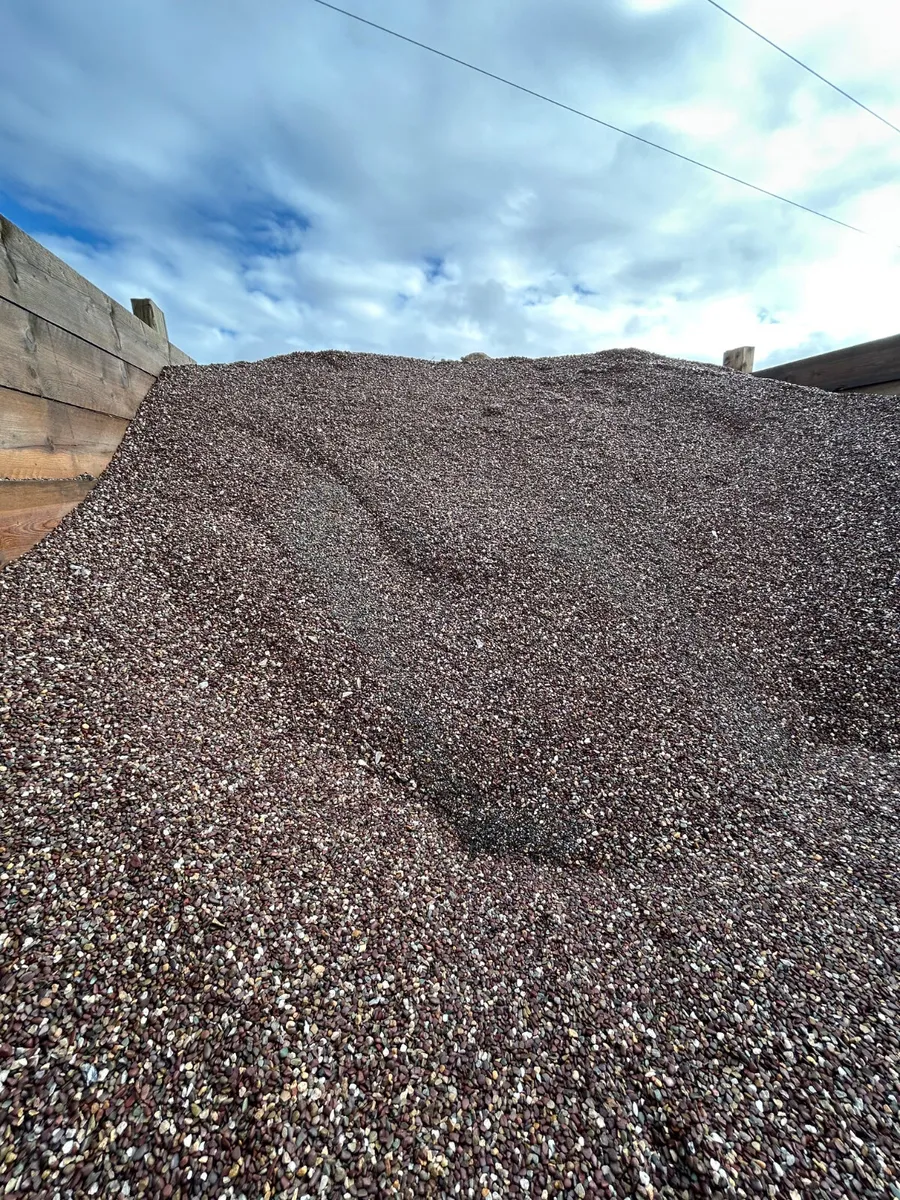Pea Gravel – Decorative & Practical - Image 1