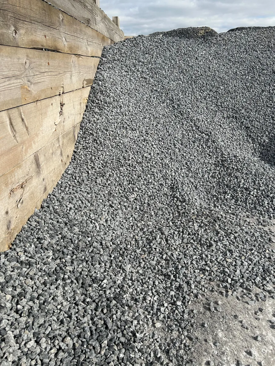 Black Limestone, Decorative Stone, Cork, Ireland - Image 3