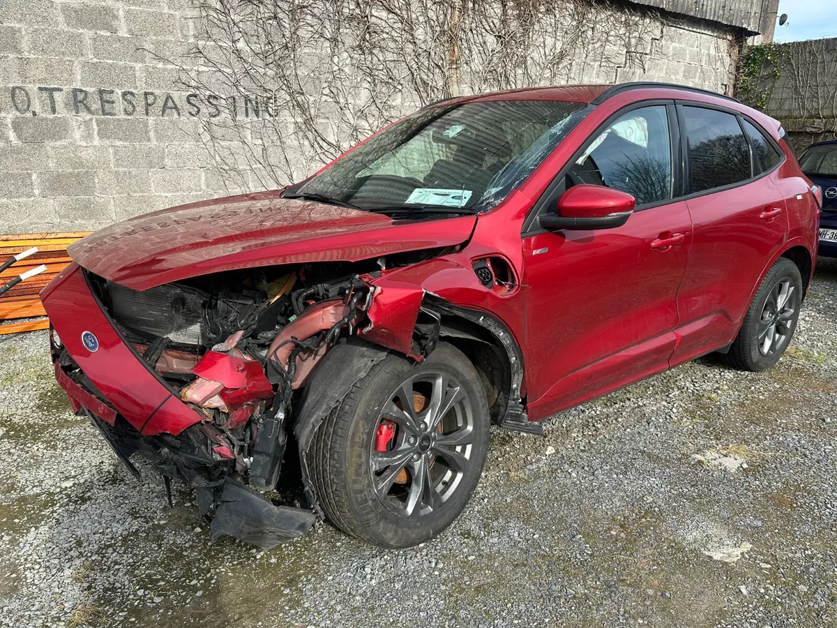 23 FORD KUGA  ST-LINE 2.5 P HYBRID FOR BREAKING - Image 2