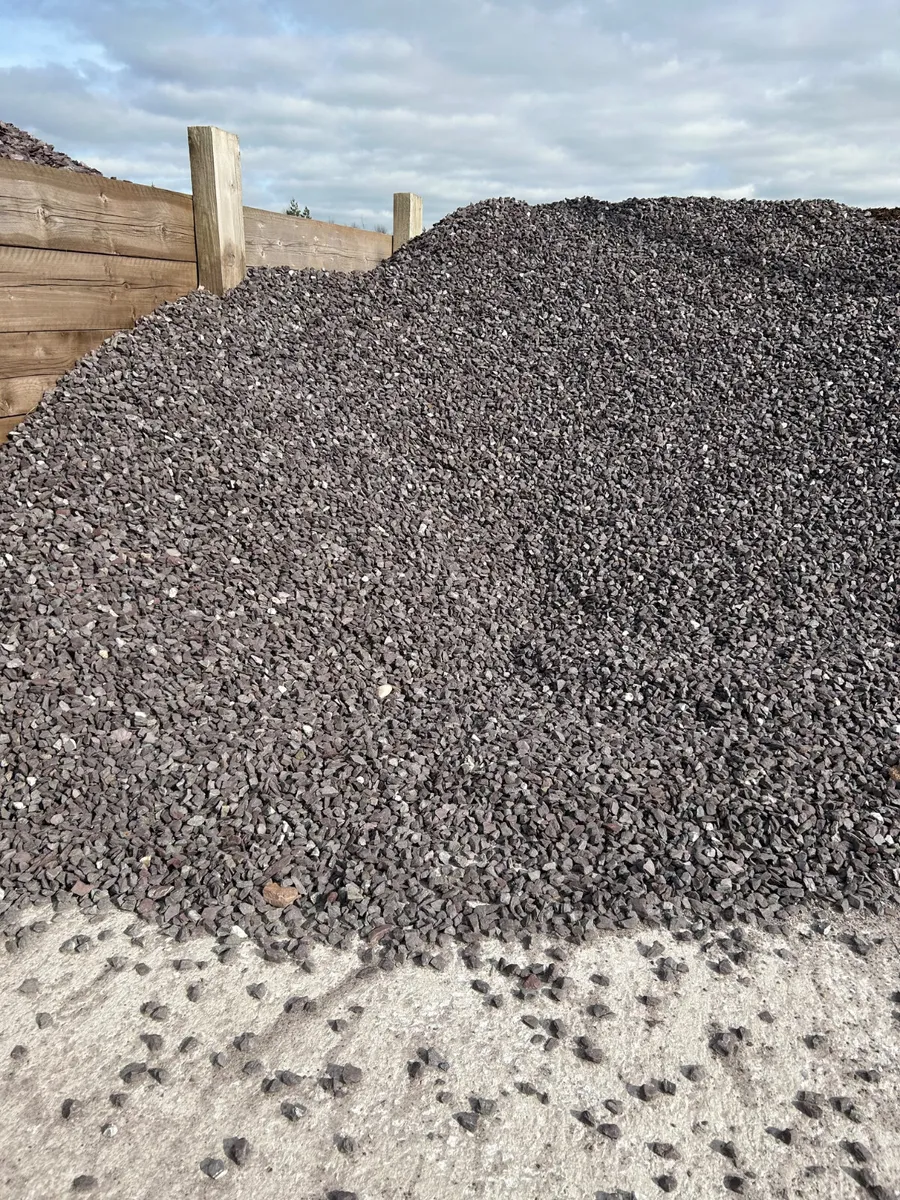 Clare Plum Stone – Rich Color & Versatile - Image 2