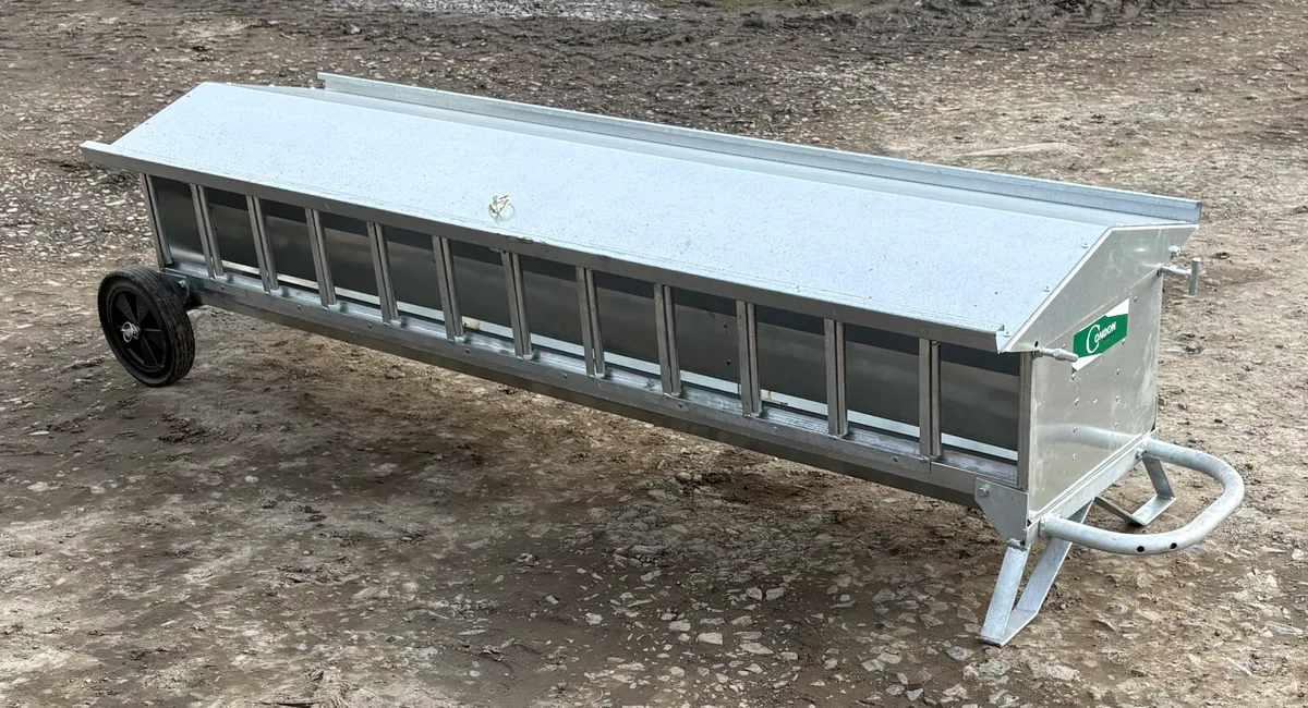 New Condon lamb creep feeder - Image 1