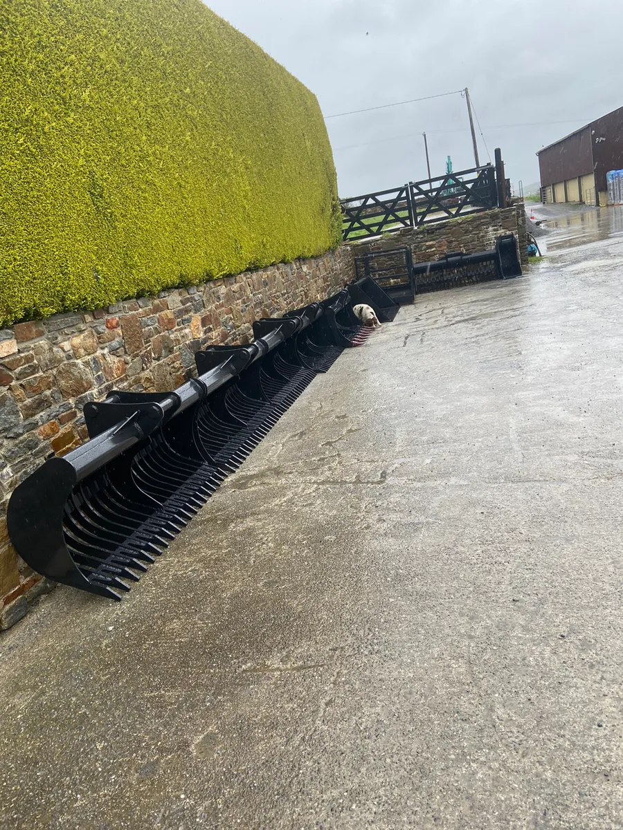 New Jcb & Manitou Buckets - Image 3