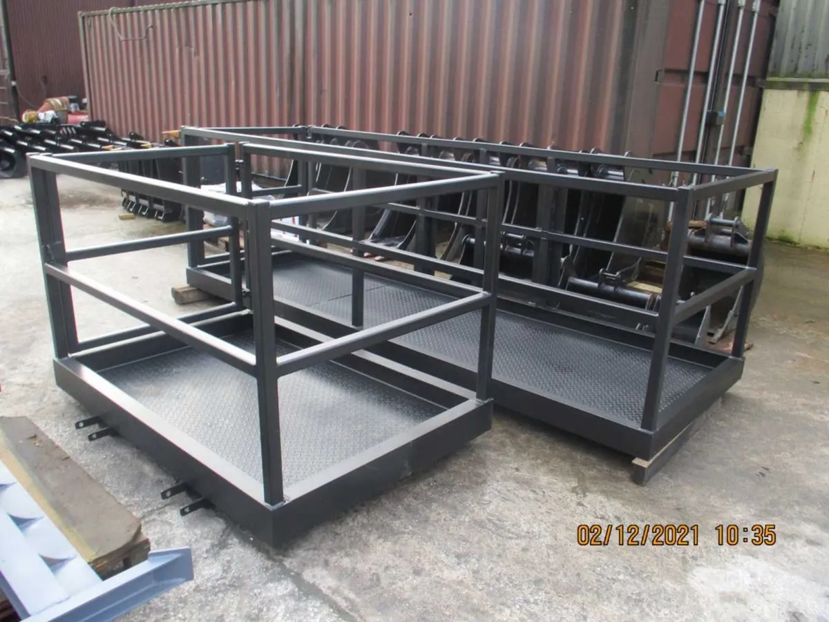 New Heavy-Duty Teleporter Cages €1300 - Image 1