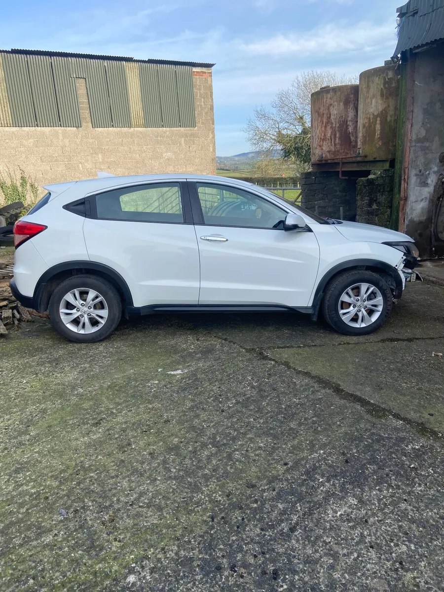 Honda  hr- v I- dtec s  1.6 turbo diesel  sep 2017 - Image 1