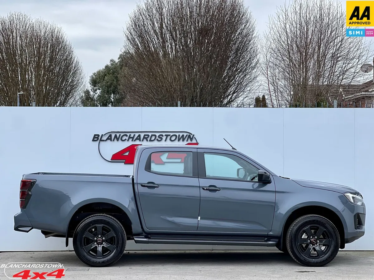 261 ISUZU DMAX LSE® AUTOMATIC NATO GREY VATQ - Image 4