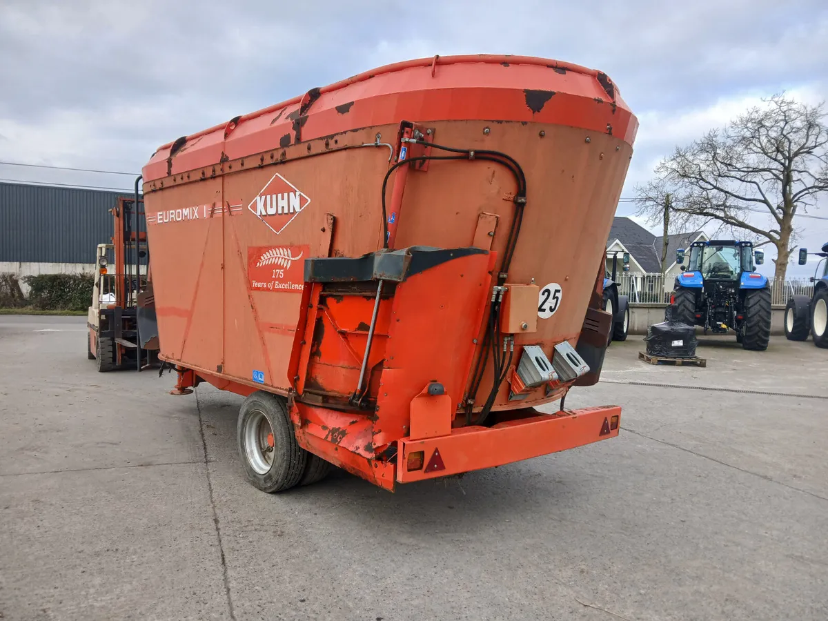 Kuhn feeder - Image 4