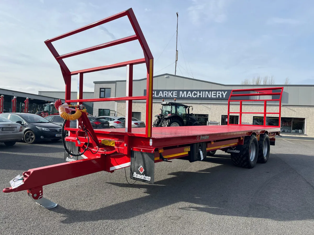 Broughan 24ft Bale Trailer - Image 1