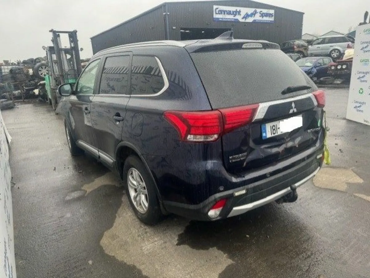 2018 MITSUBISHI OUTLANDER JUST IN FOR BREAKING - Image 3