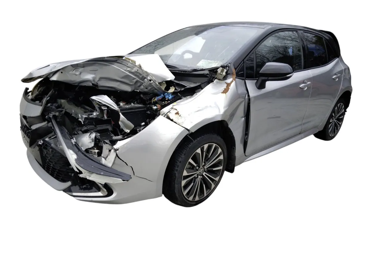 2024 TOYOTA COROLLA HYBRID  Breaking/Dismantling - Image 4