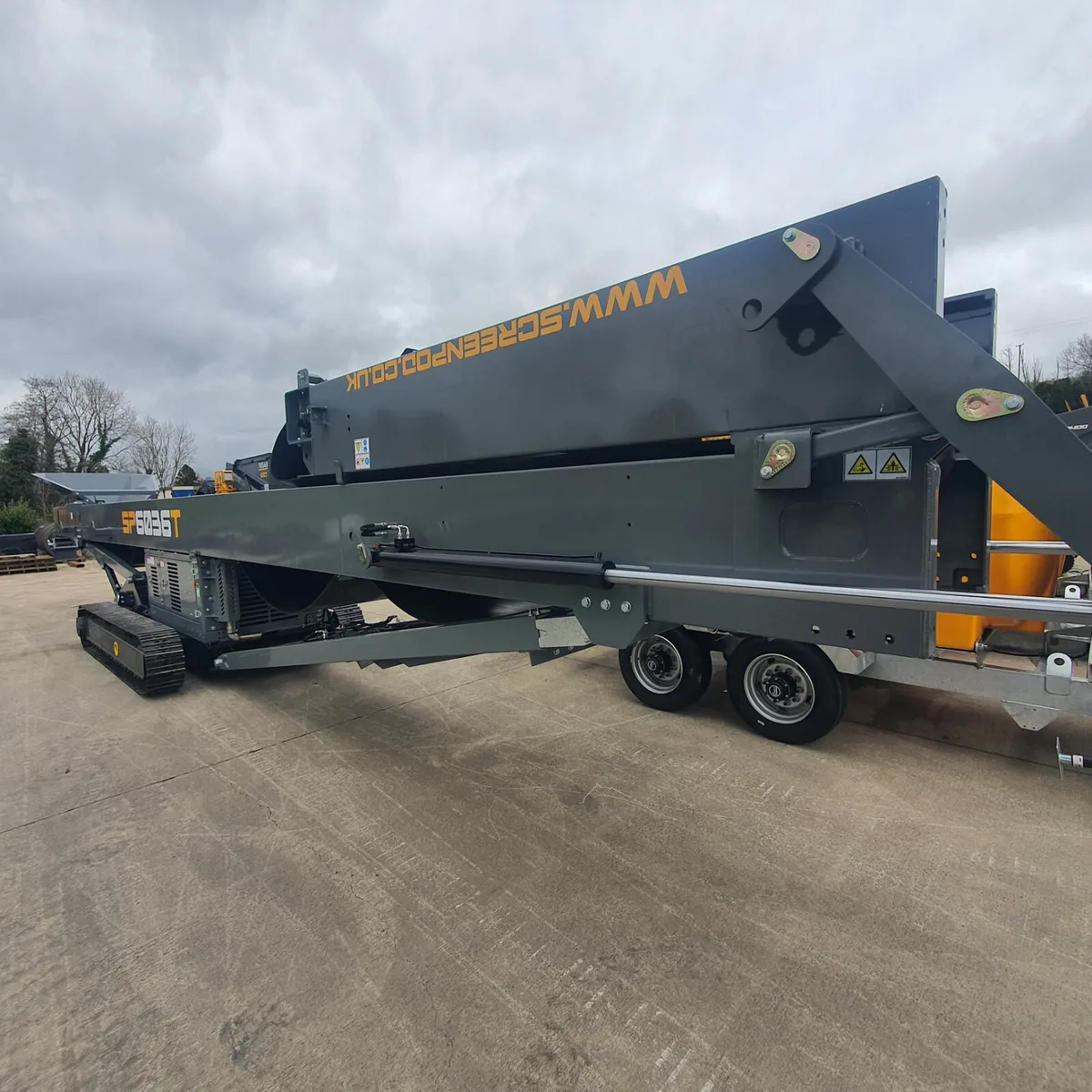 Tracked Conveyor - Image 3