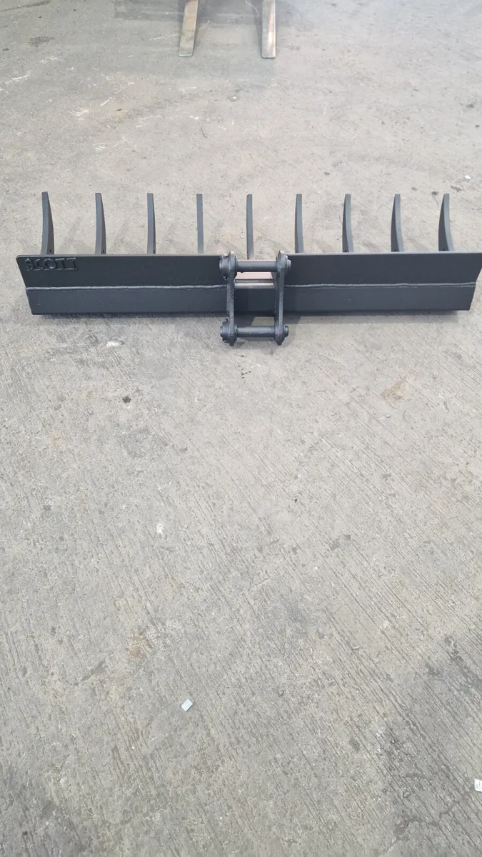 6ft root rake to suit 5-8t machine - Image 2