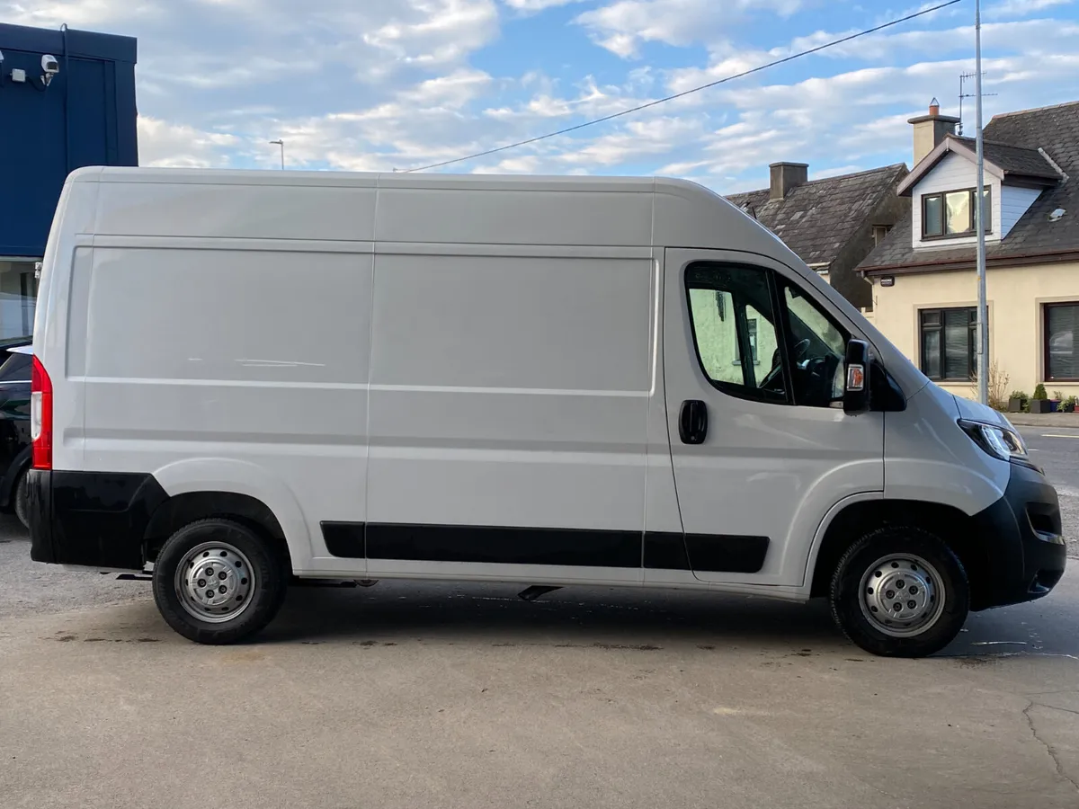 Peugeot Boxer L2H2 2.2 Blue HDI 140 - Image 2