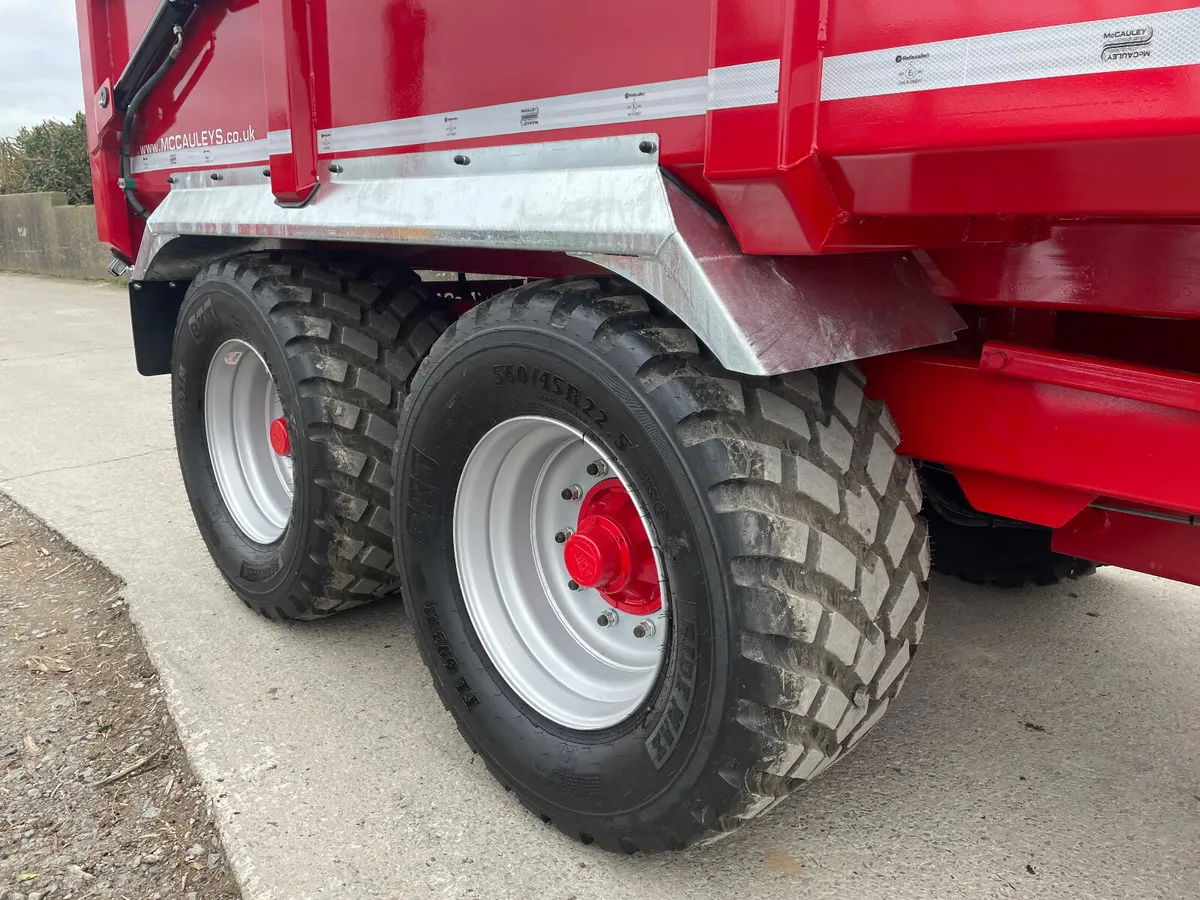 McCauley GP15 Dump Trailer - Image 4