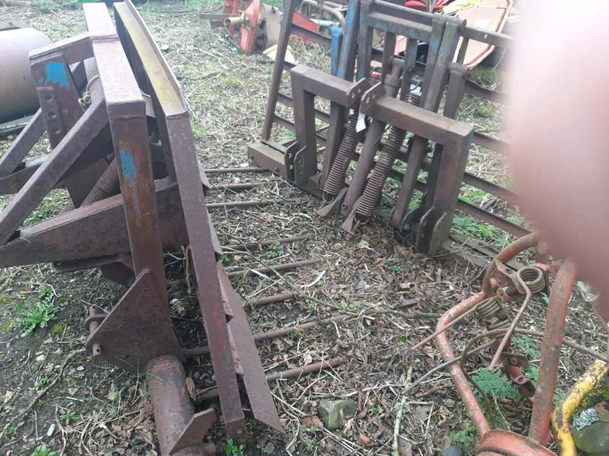 Buck rakes - Image 3