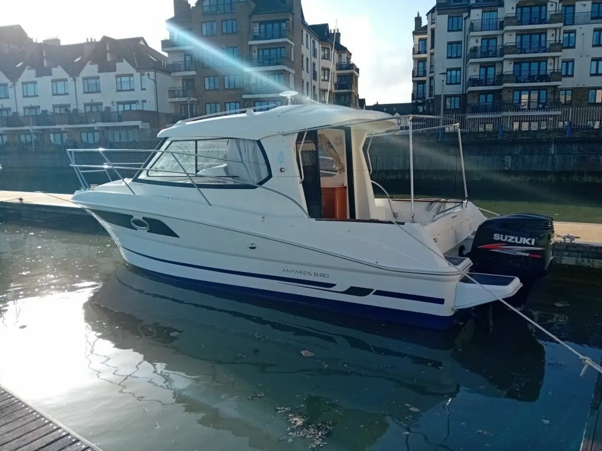 2012 Beneteau Antares 8.80 - Image 4