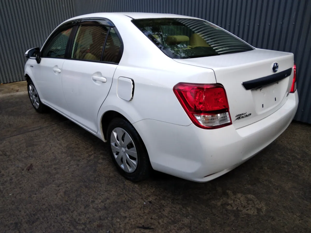 2014 Toyota Corolla Axio Breaking/Dismantling - Image 3