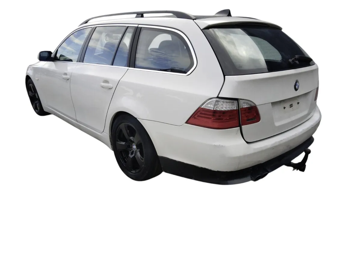 2009 BMW 5 SERIES E61 Breaking/Dismantling - Image 3