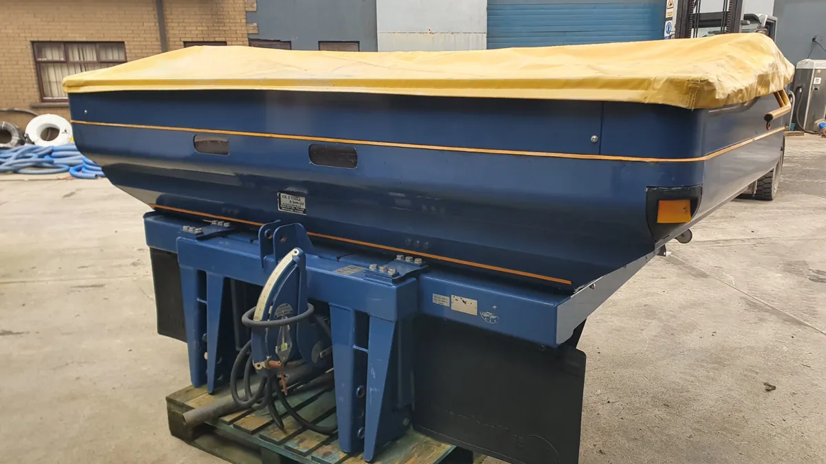 Bogballe M2W Plus Fertilizer Spreader - Image 4