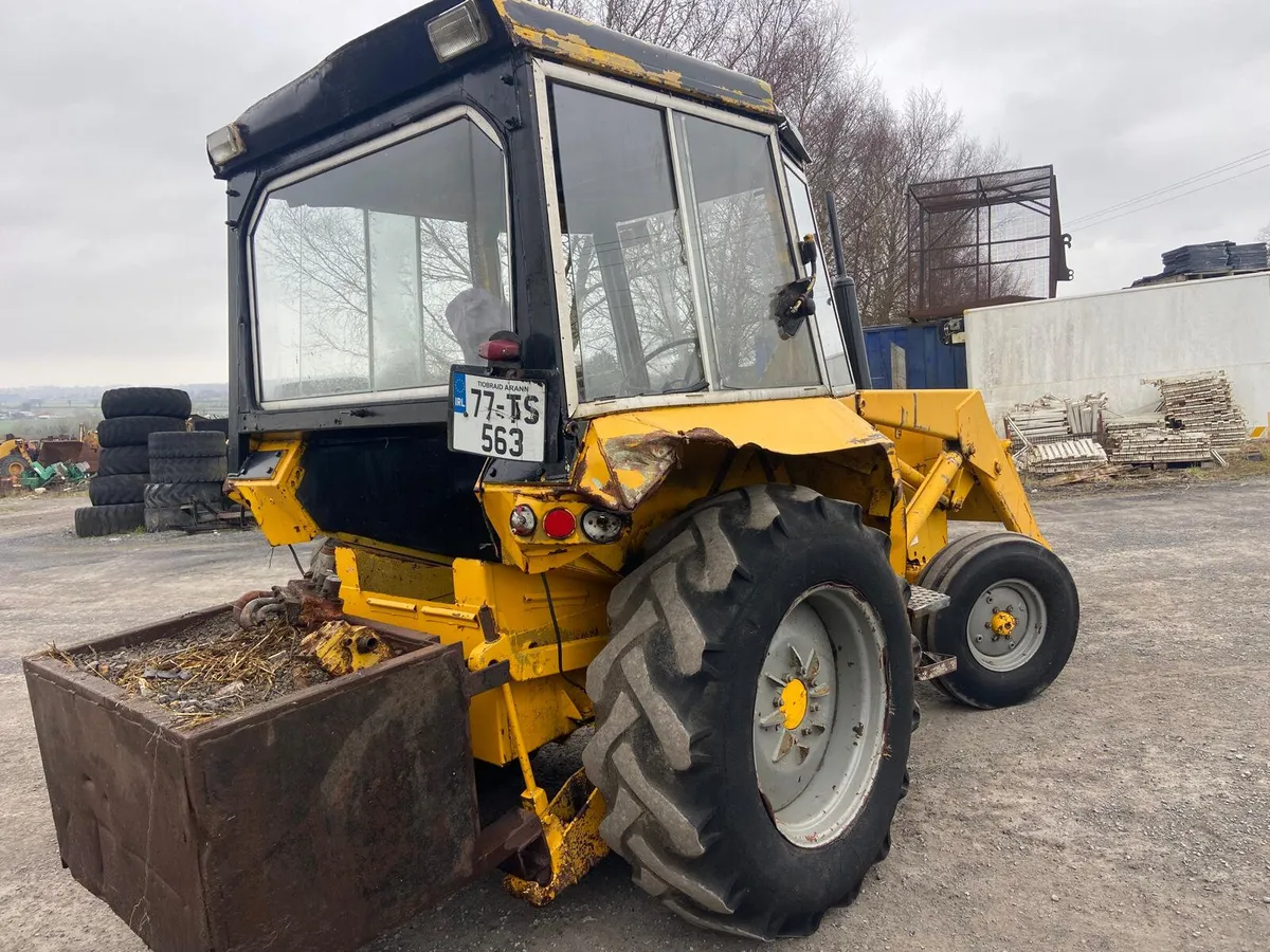 MF 50B Loader - Image 3