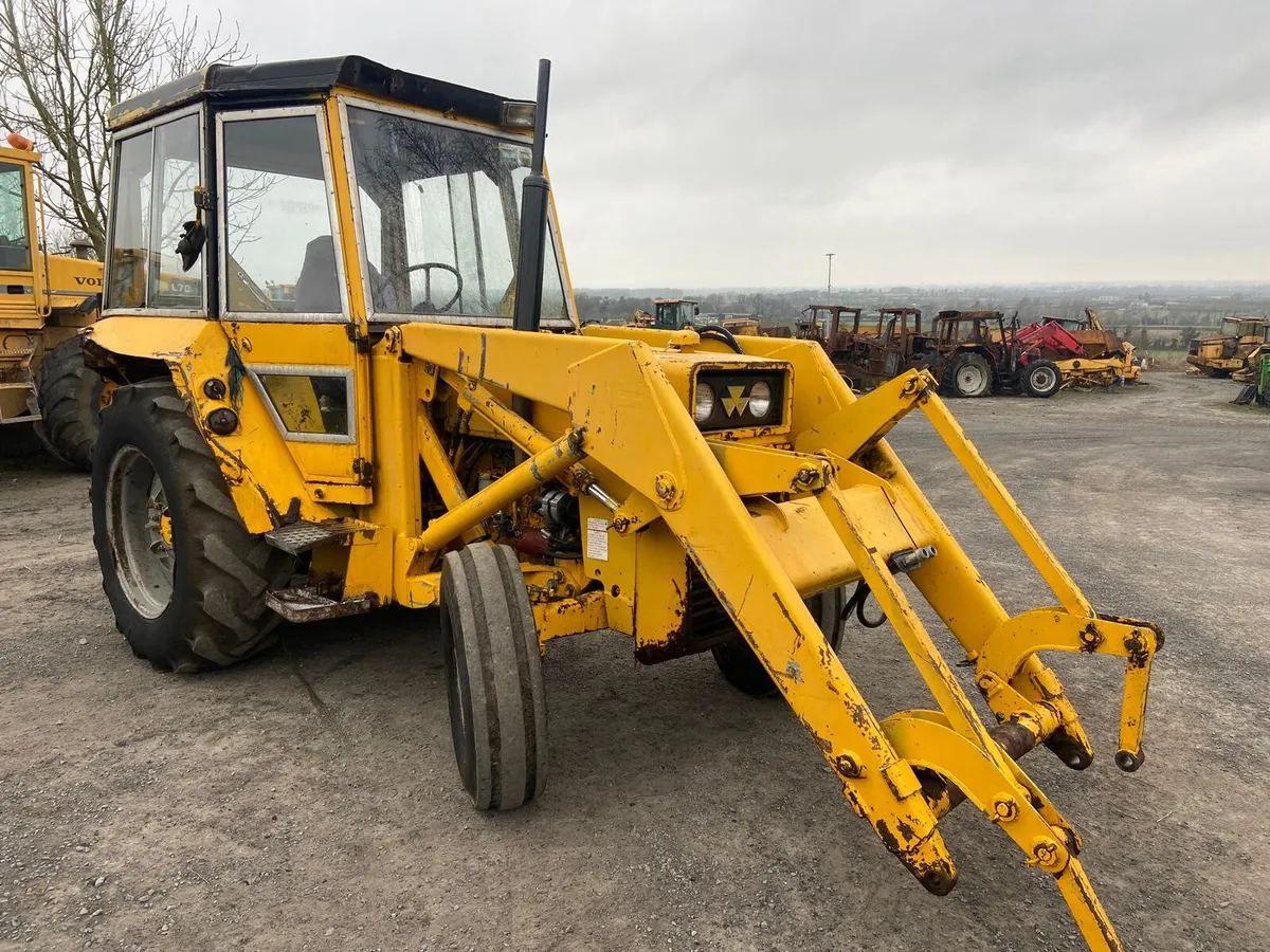 MF 50B Loader - Image 4