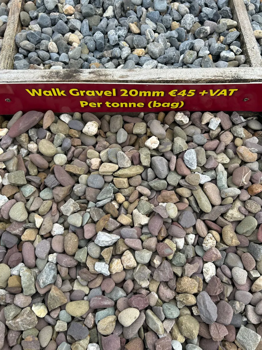 Walk Gravel Decorative Stone Cork - Image 1