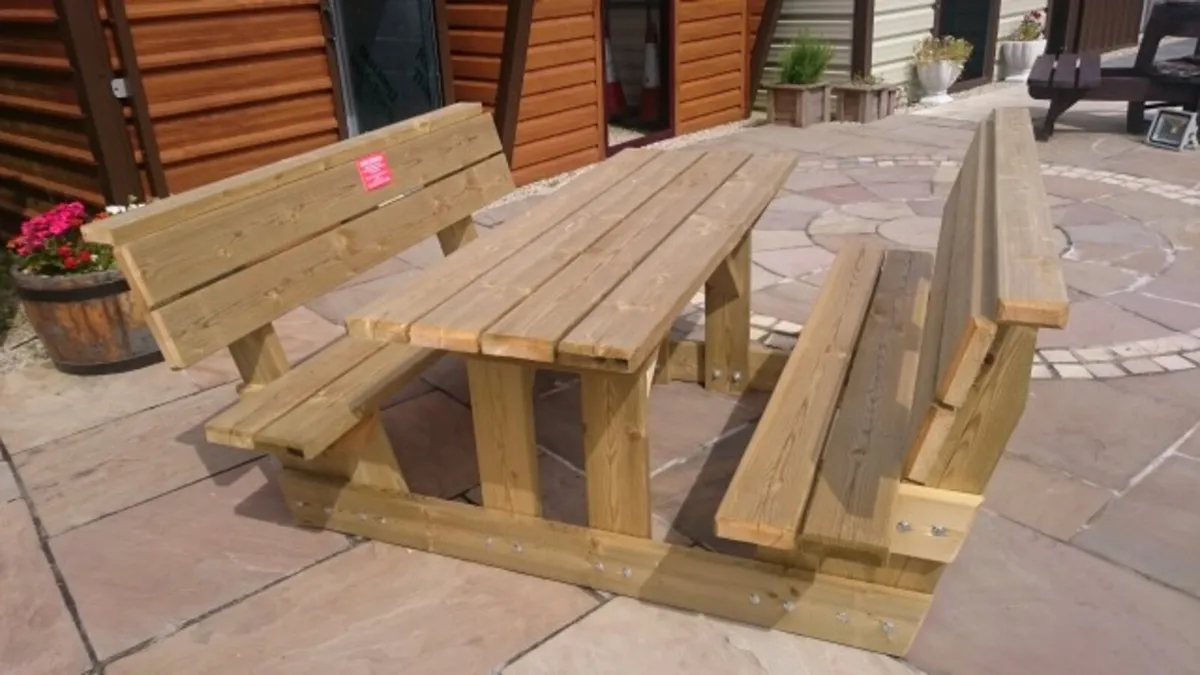 Timber Picnic Benches & Seats - Image 2