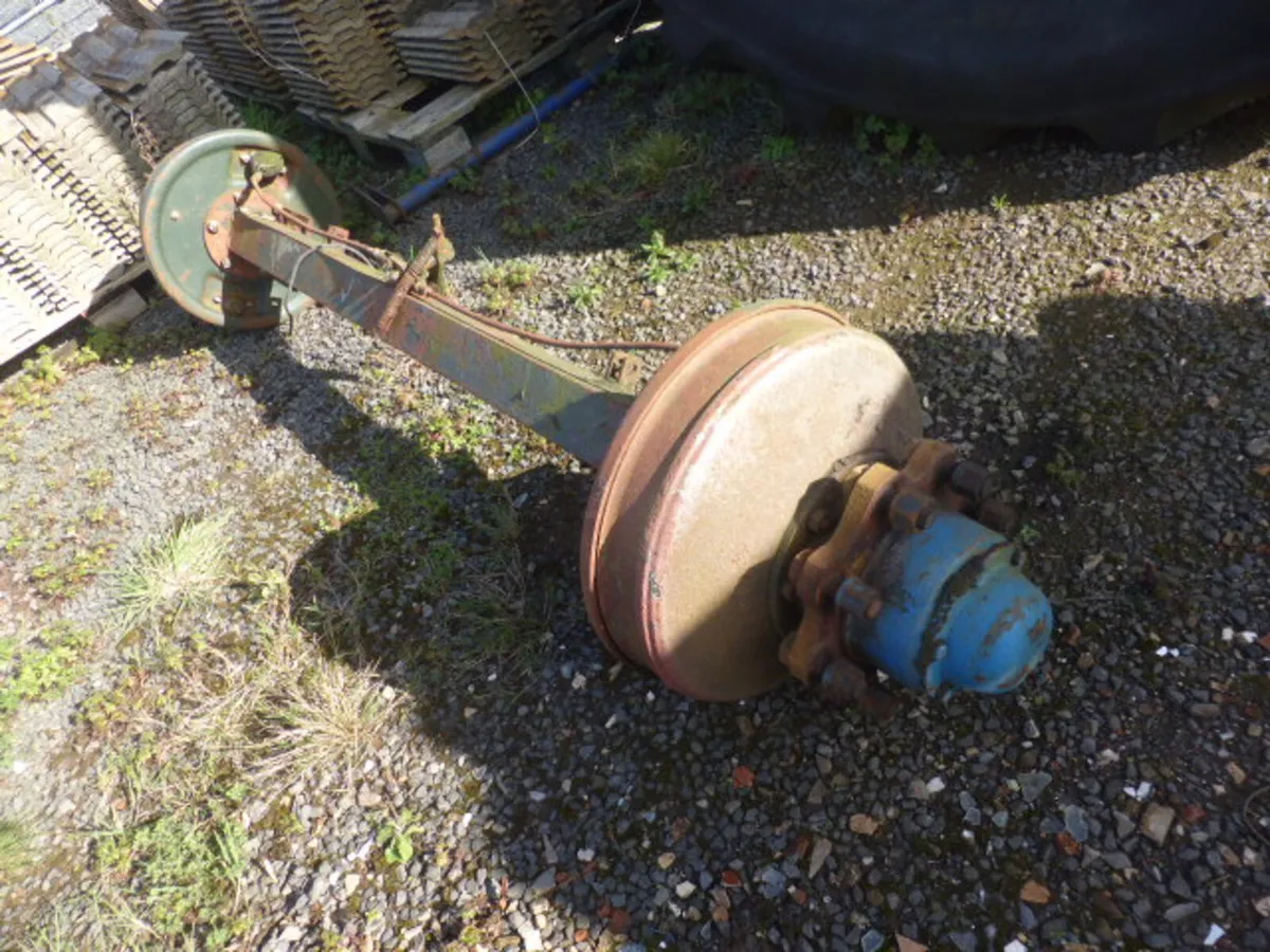 8 Stud Trailer Axle - Image 3
