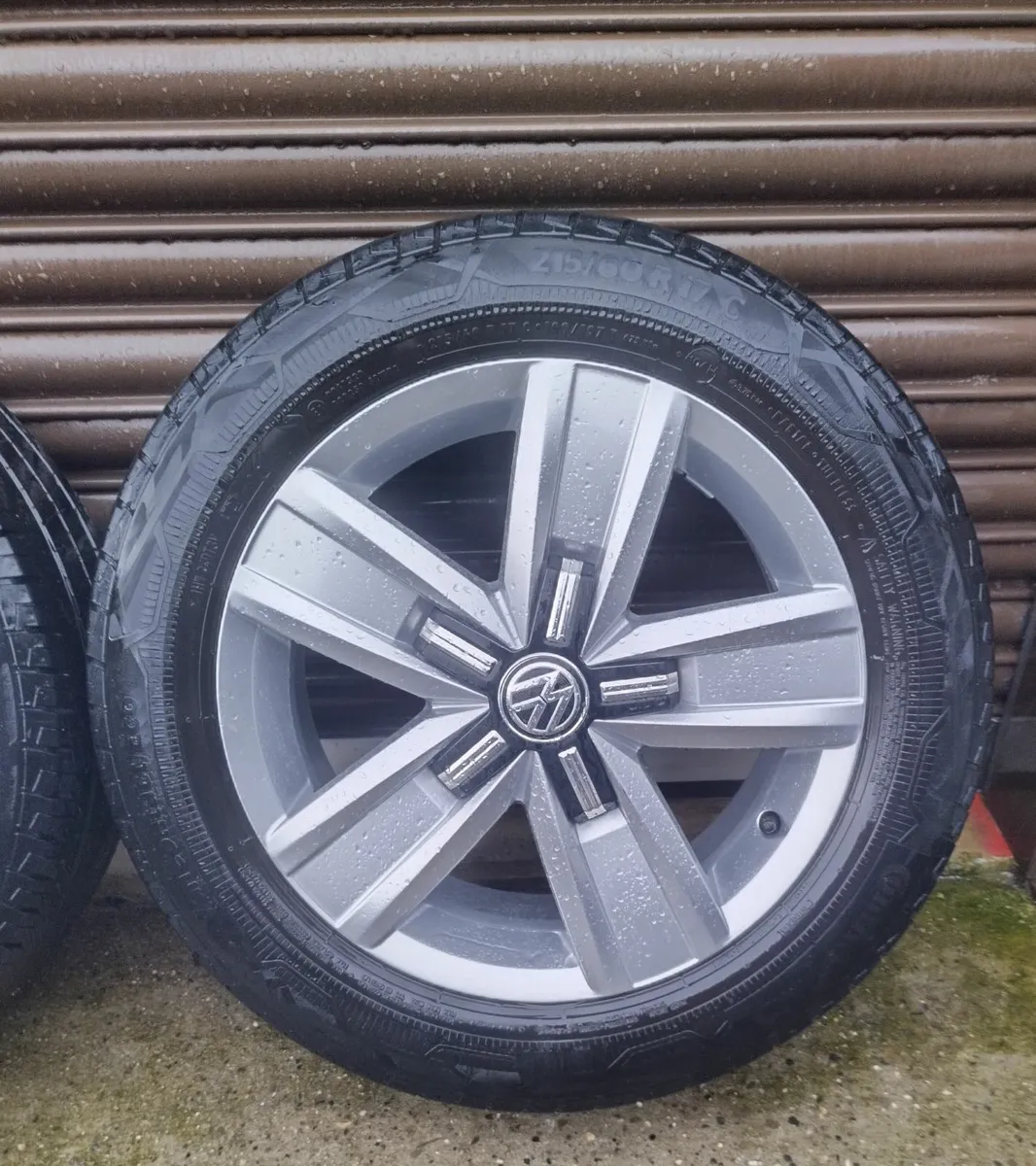 VW T6.1,T6,T5 Trans Genuine 17" Alloys - Image 4