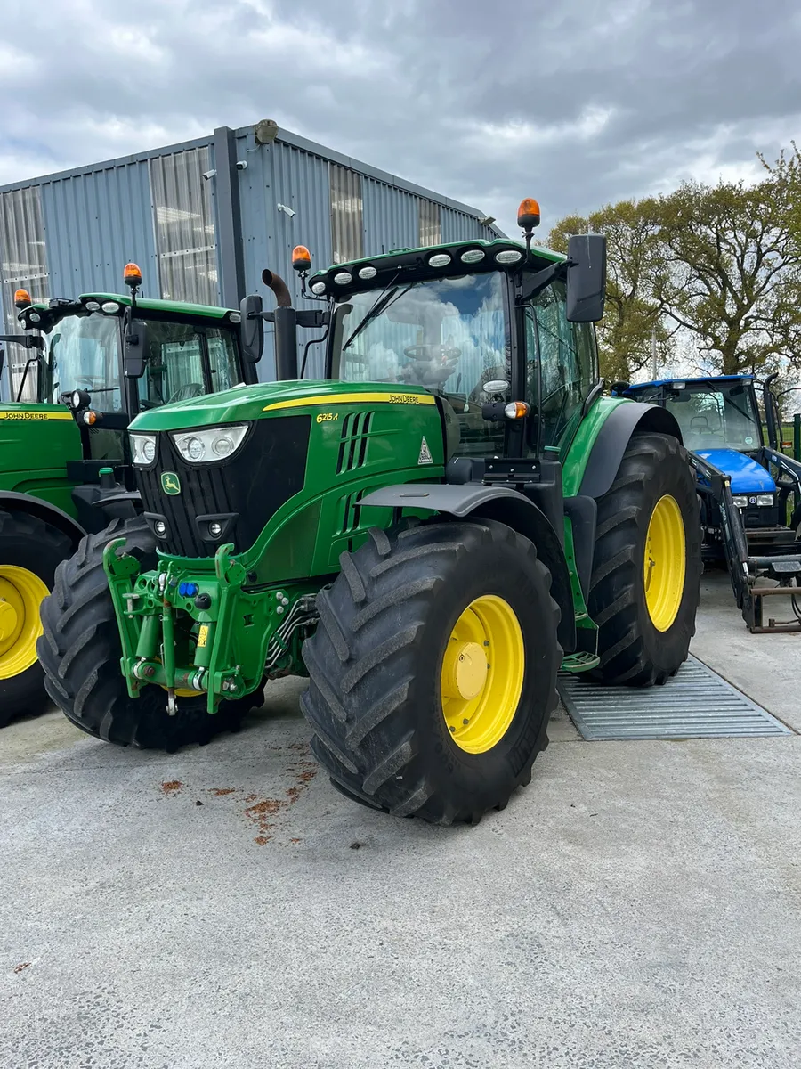2021 John Deere 6215r ultimate edition - Image 1