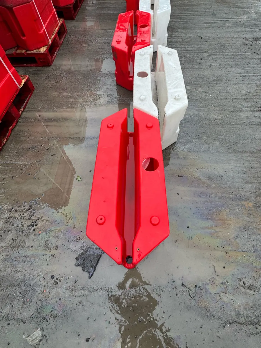 Selection Water Filled Plastic Barriers - Image 3