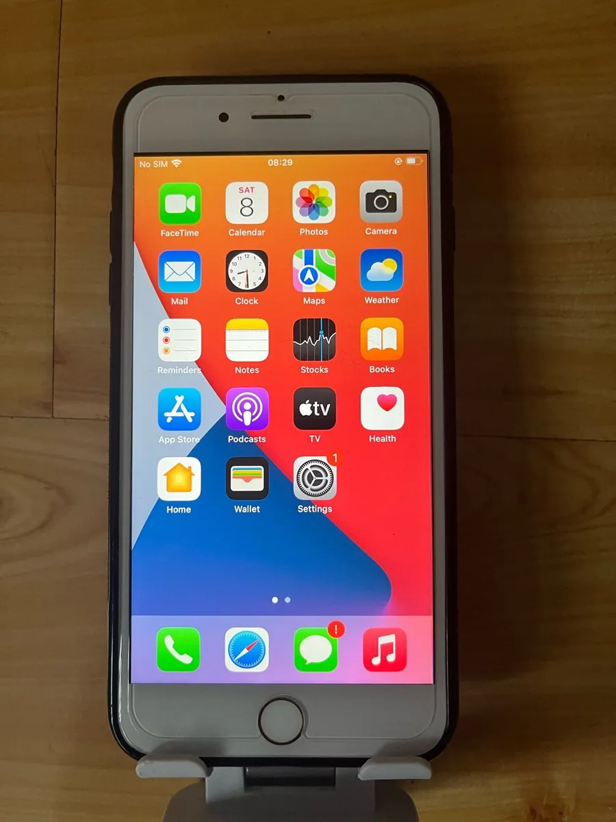 iPhone 7 Plus Unlocked - Image 1