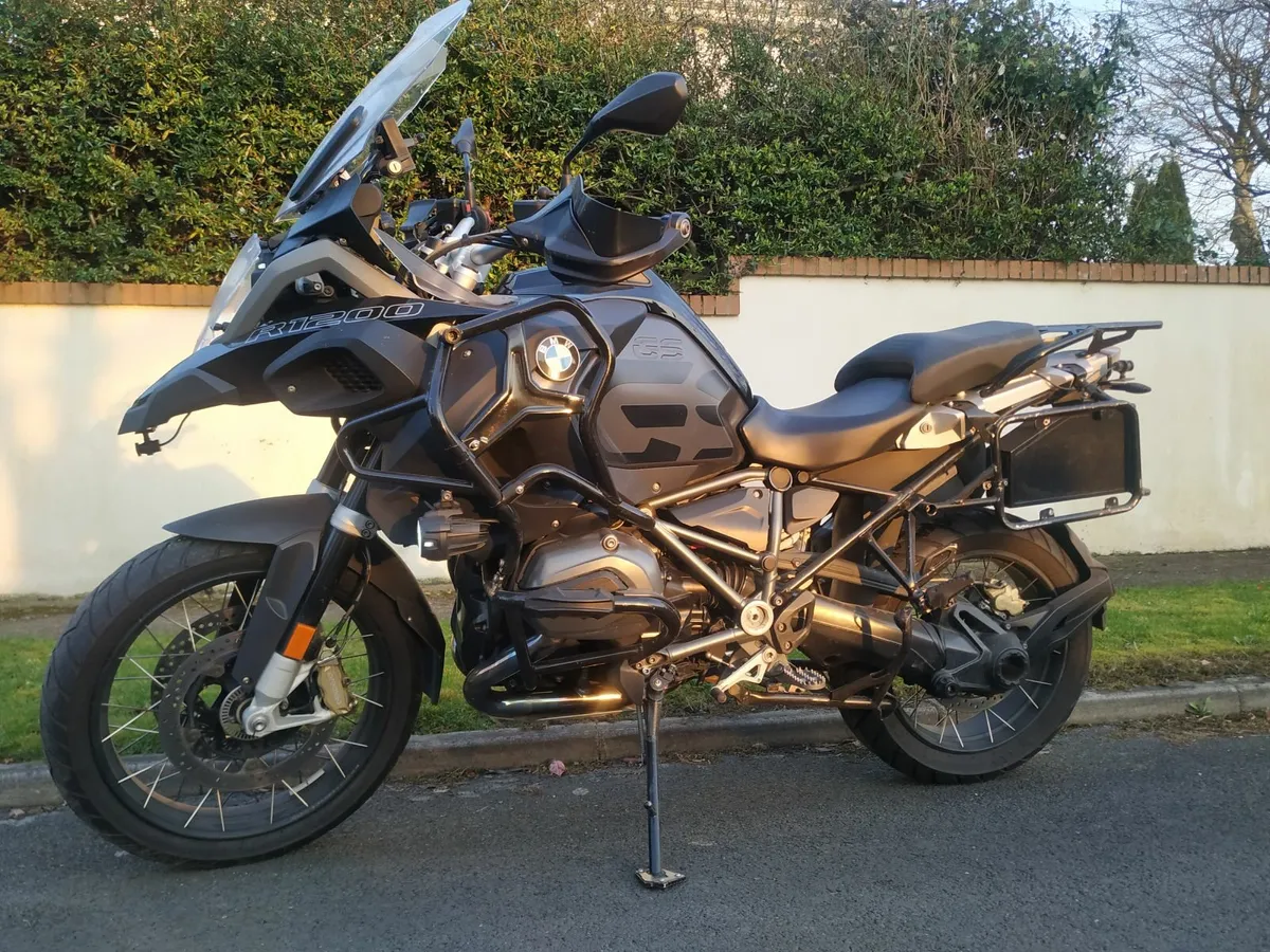 BMW R 1200 GS Adventure Triple Black TE 2018 - Image 2
