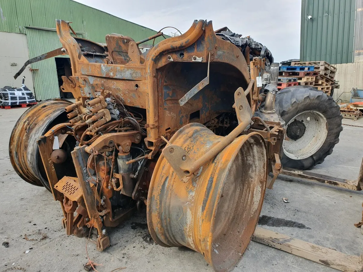 2018 New Holland T6.145 Dynamic Command - Image 3