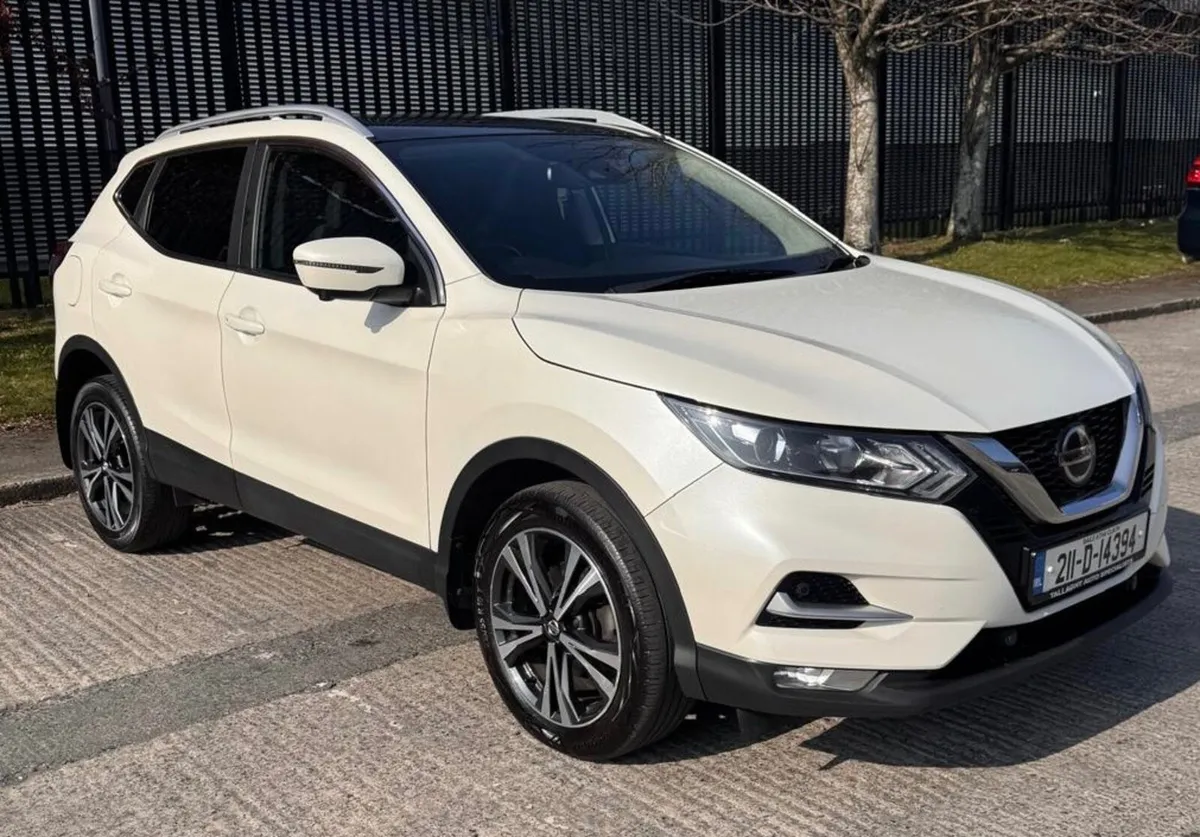 2021 Nissan Qashqai SV Premium Van - Image 1