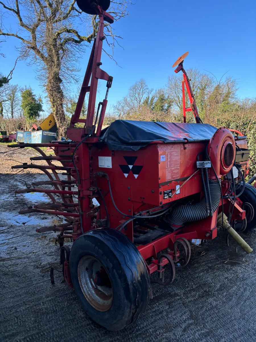 Massey Ferguson air seeder drill - Image 4