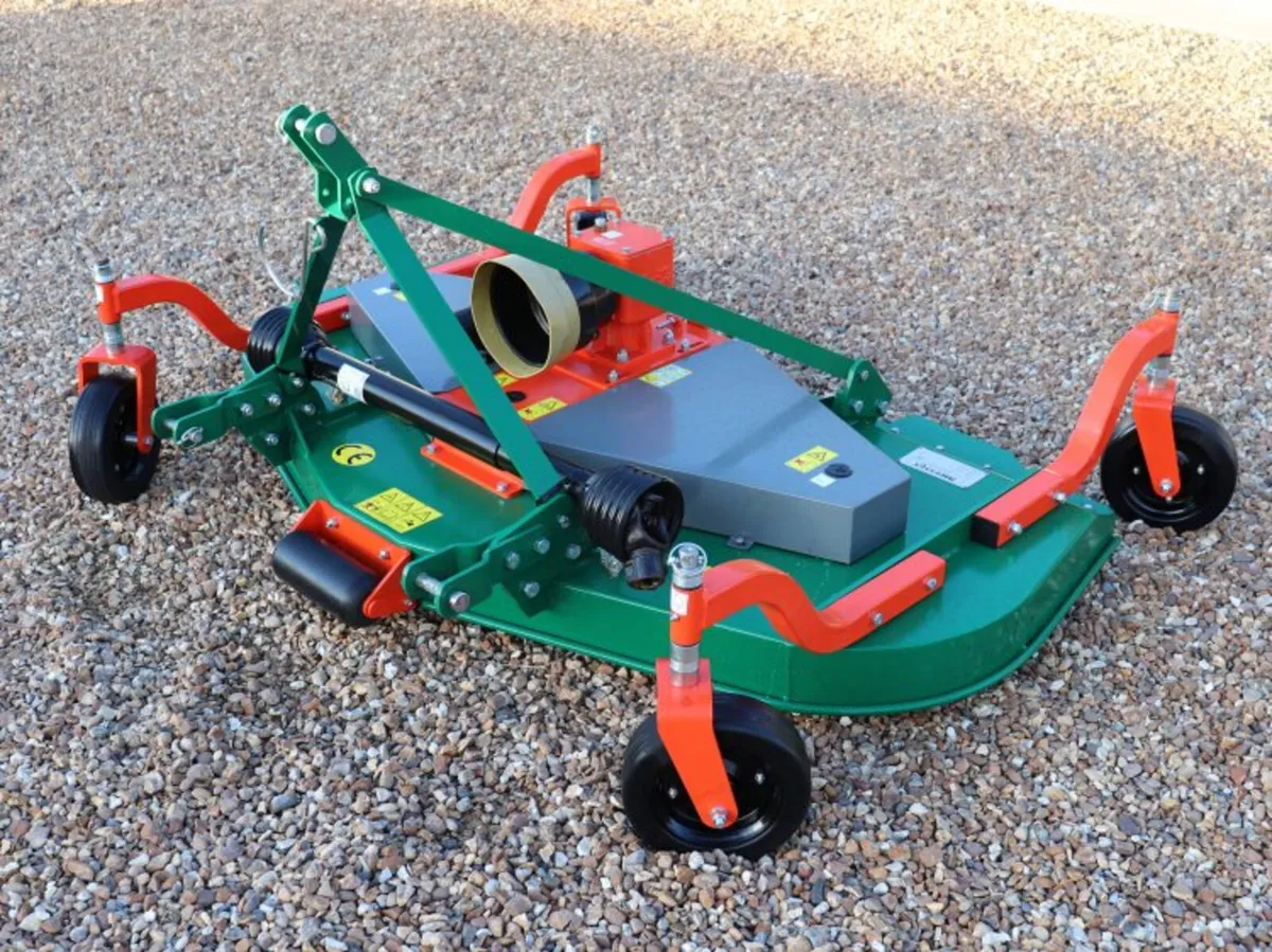 Finishing Mower - Image 2