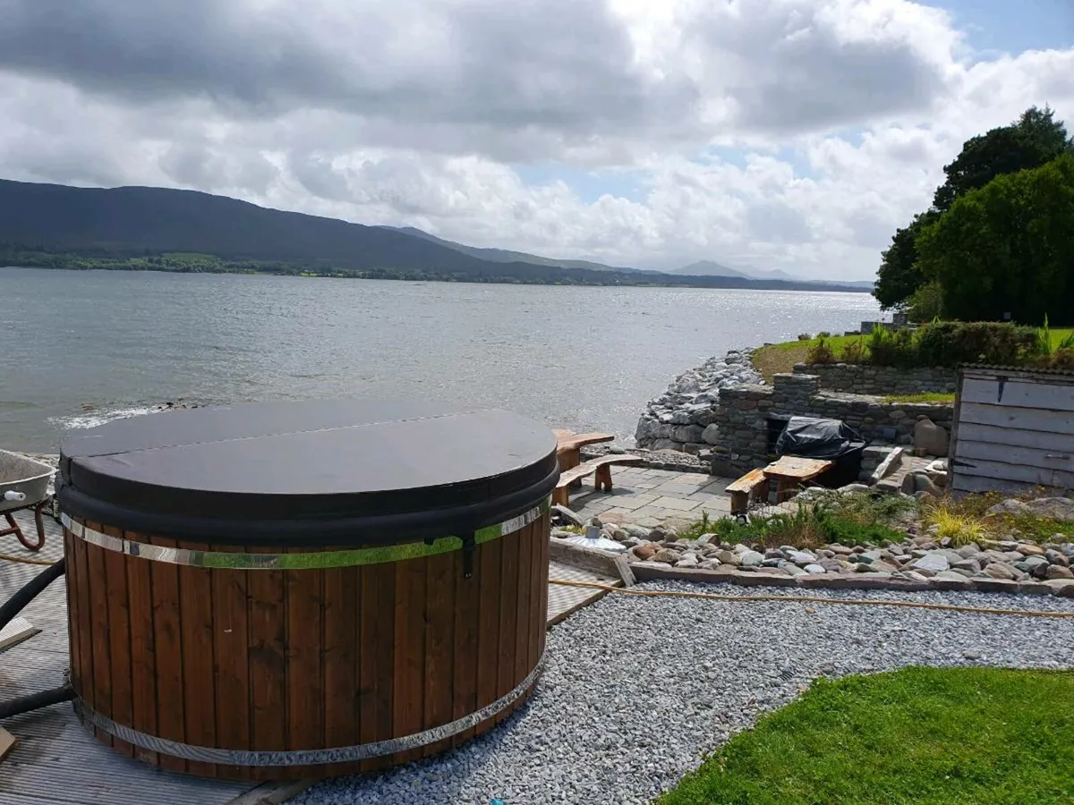 Hot tub - Jacuzzi - Image 4