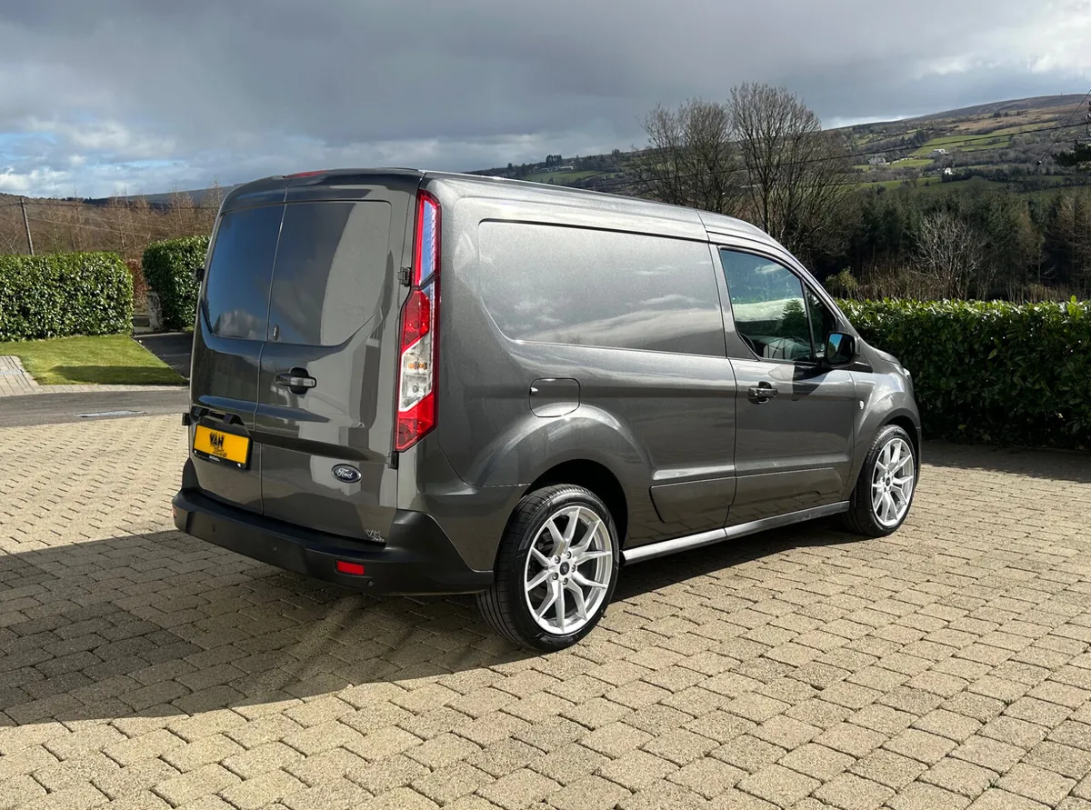 2021 (212Reg) Ford Transit Connect Limited 1.5tdci - Image 4