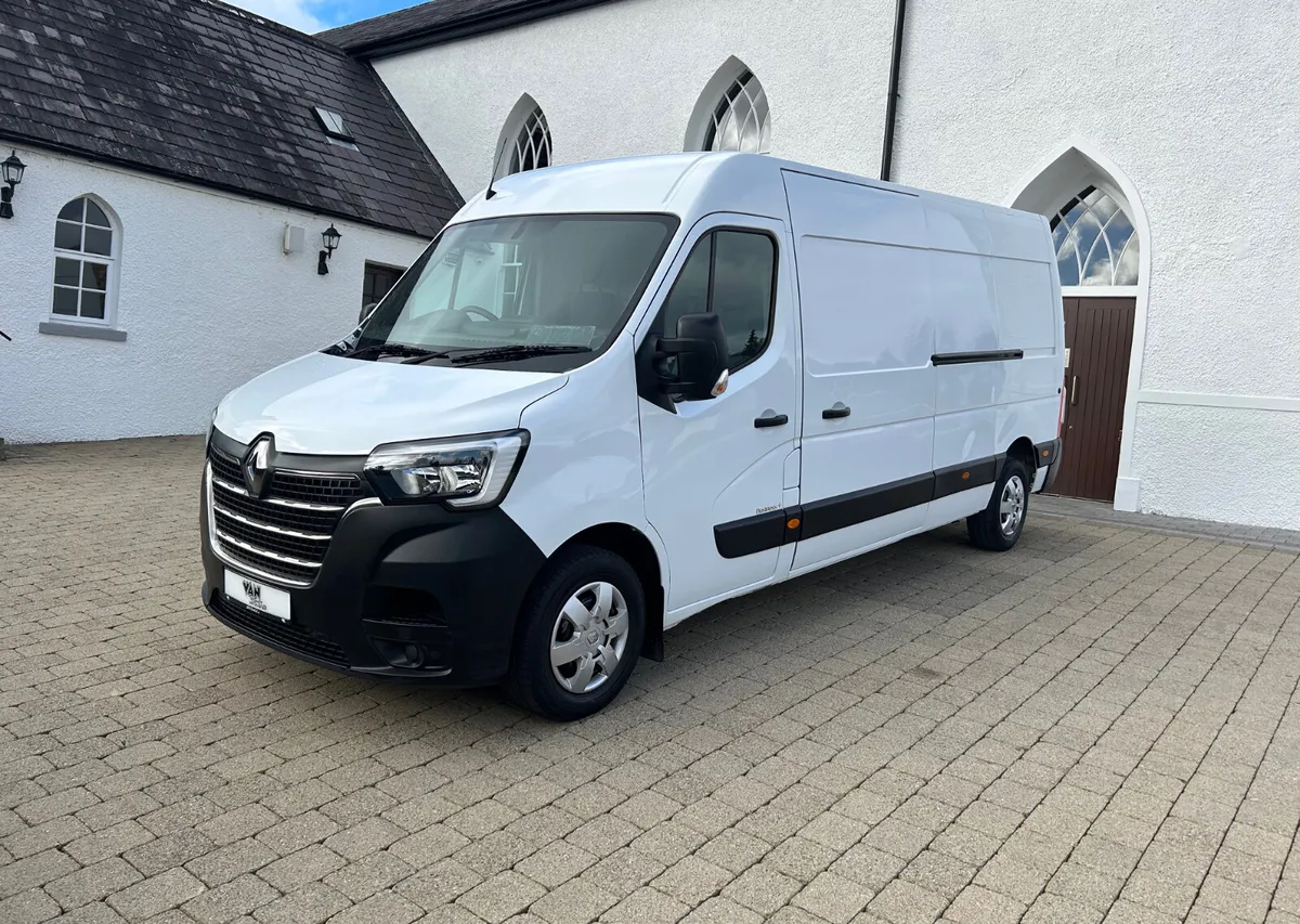 2021 (212 Reg) Renault Master Business+ L3H2 - Image 3