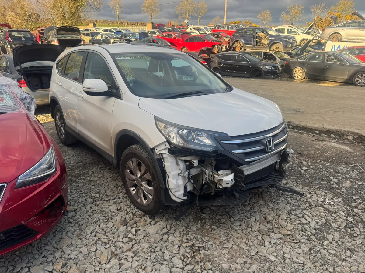 Breaking 2015 Honda cr-v se 1.6d - Image 1