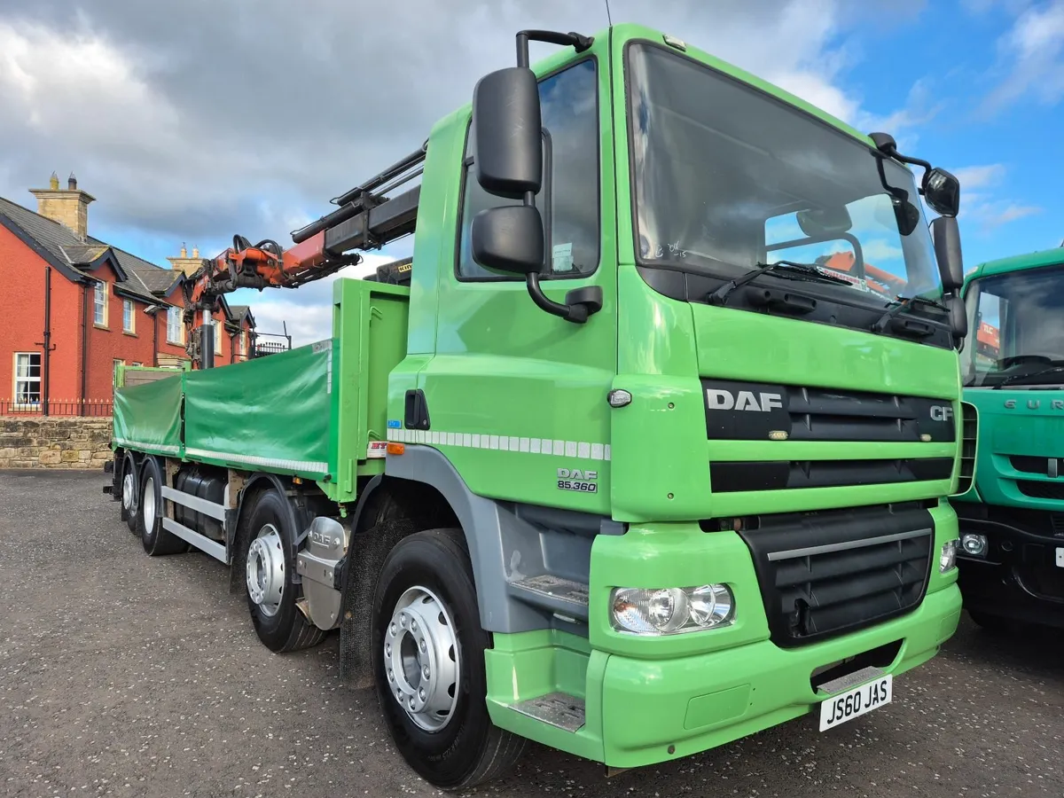 2013 Daf CF85 360 8x2 with 16ton 3ext Atlas crane - Image 2