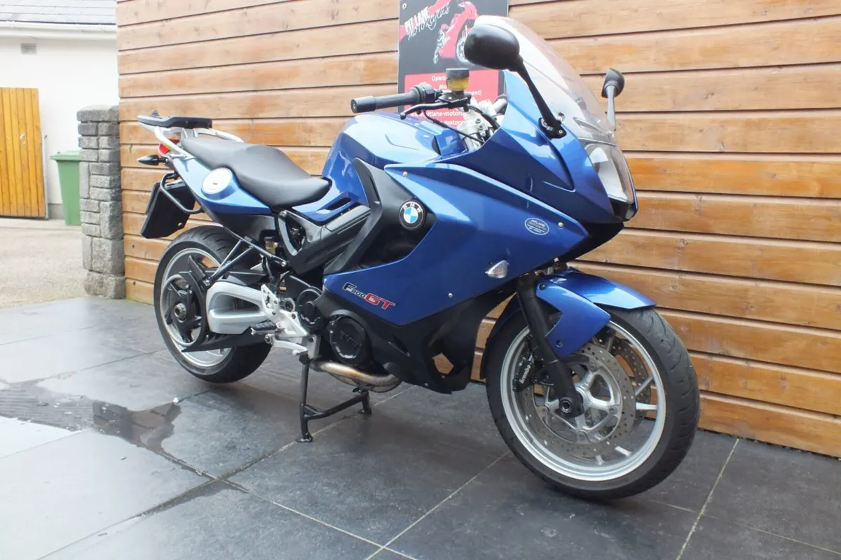 2015 BMW F800 GT (Immaculate) - Image 4