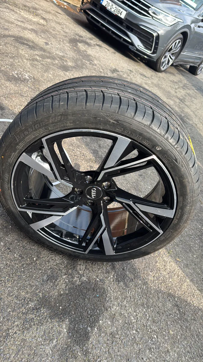 20” alloys & tyres 5x112